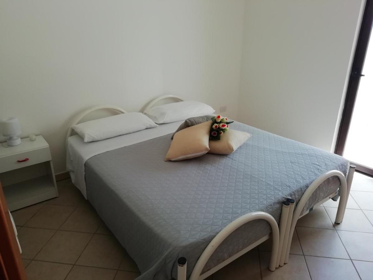 Maresalento Villetta Maria Марина-ді-Манкаверса Екстер'єр фото