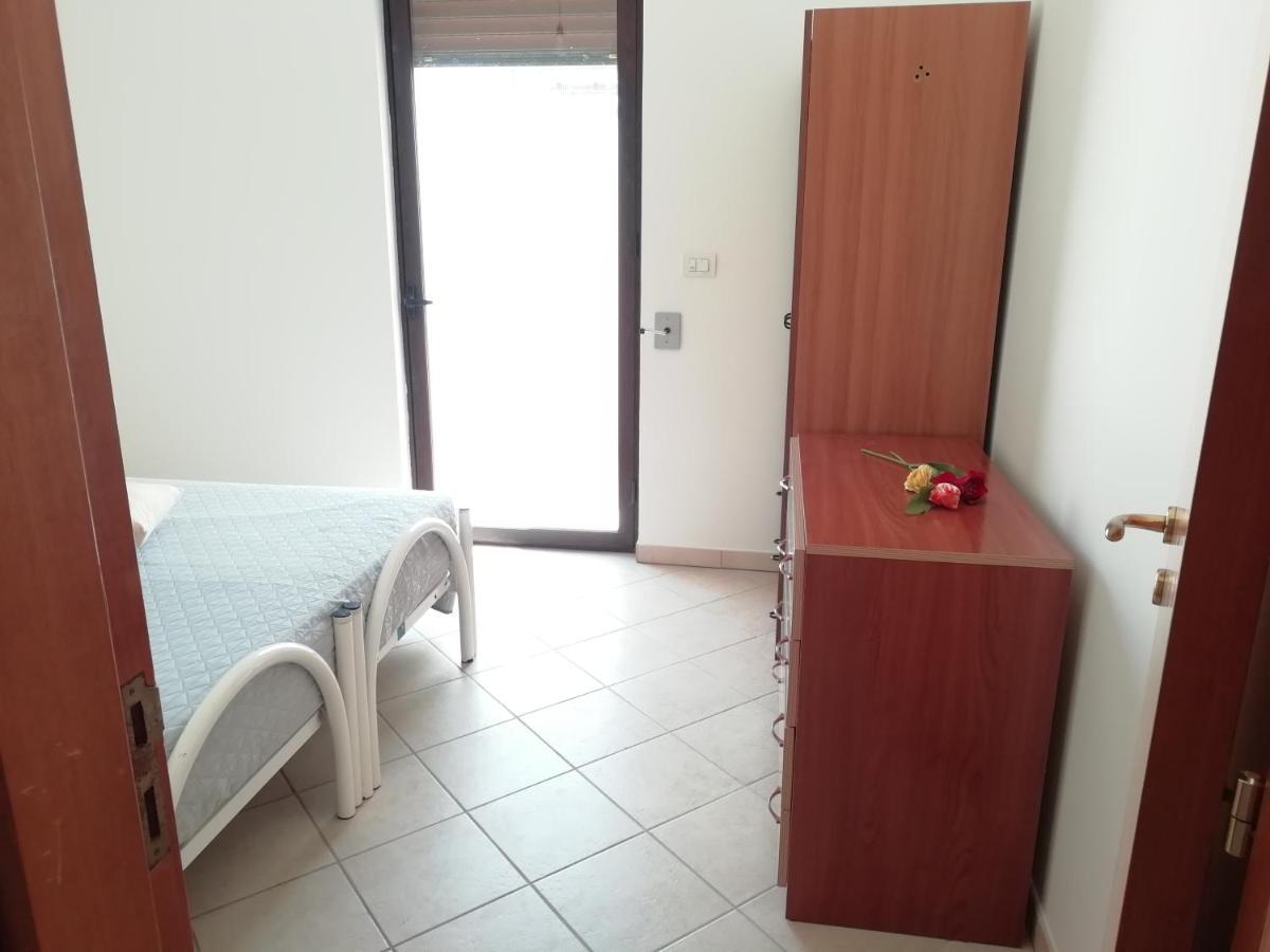 Maresalento Villetta Maria Марина-ді-Манкаверса Екстер'єр фото