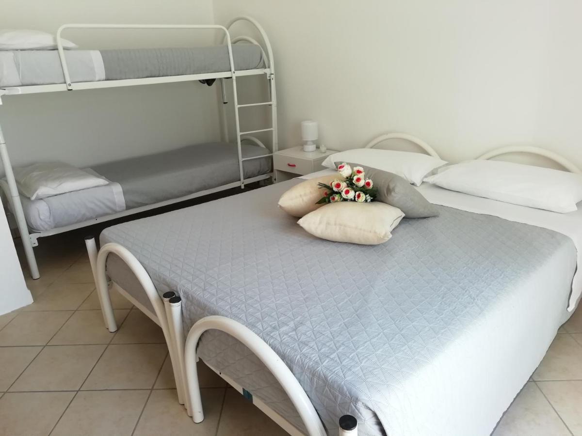 Maresalento Villetta Maria Марина-ді-Манкаверса Екстер'єр фото